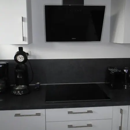 M Apartment *